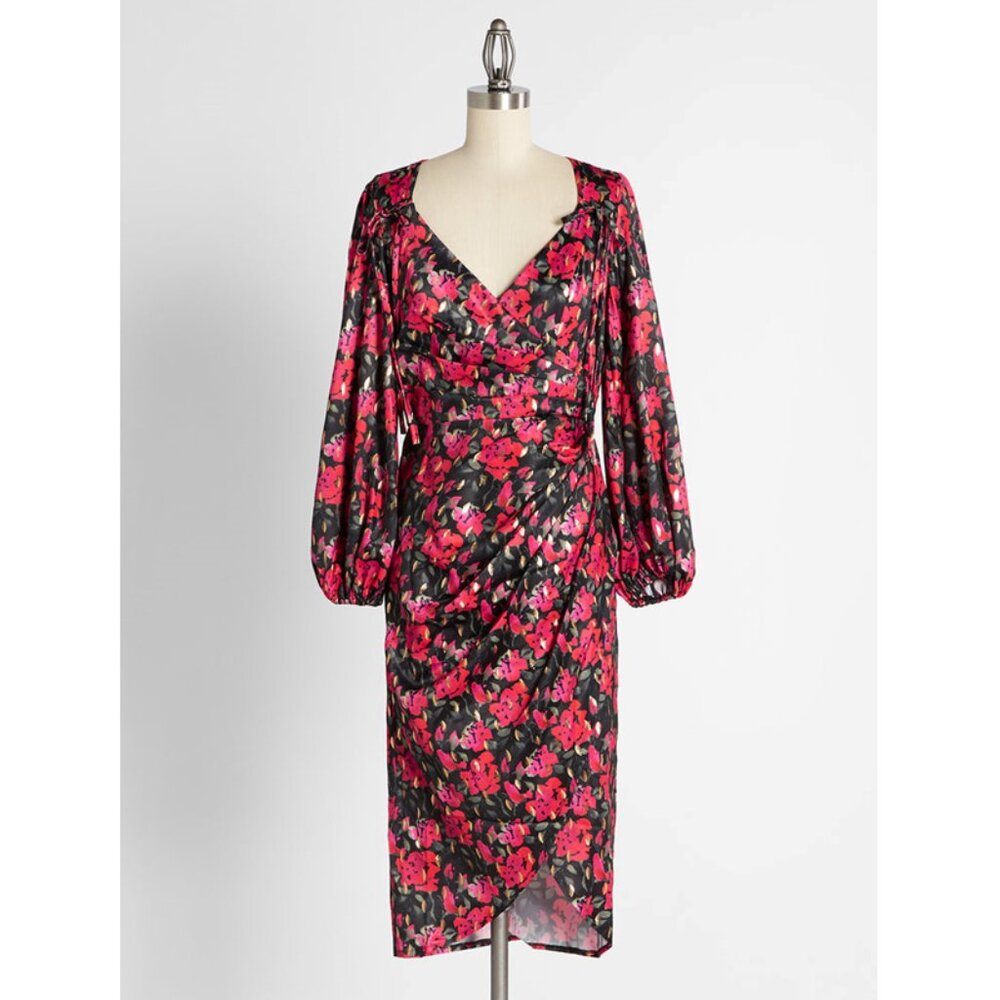 Gathering Roses Sheath Dress by Little Mistress (ModCloth)